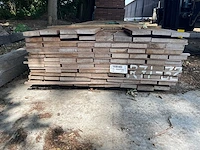 Basralocus beschoeiingsplanken fijnbezaagd 4000x100x20mm (99x) - afbeelding 3 van  3