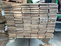 Basralocus beschoeiingsplanken fijnbezaagd 4000x150x20mm (138x) - afbeelding 2 van  3