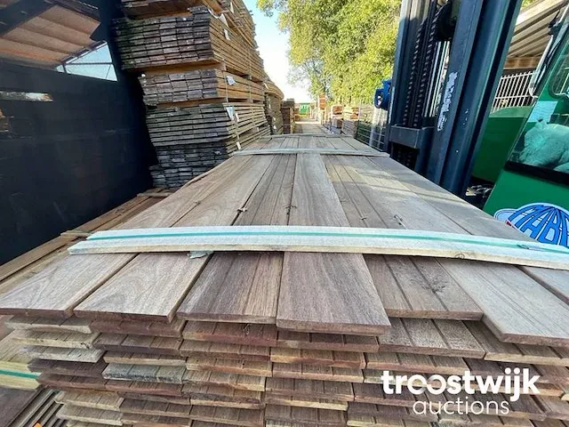 Basralocus geschaafd 16x140mm, lengte 245cm - afbeelding 1 van  3