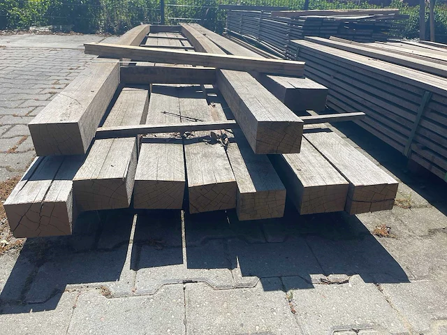 Basralocus hardhouten balken 80x110-160mm, lengte 450-500cm (11x) - afbeelding 3 van  3
