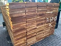 Basralocus hardhouten beschoeiingsplanken 20x200mm, lengte 350cm (125x) - afbeelding 3 van  3