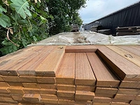 Basralocus hardhouten planken 27x70mm, lengte 155cm (153x)