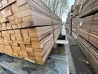 Basralocus hardhouten planken 27x70mm, lengte 245cm (143x) - afbeelding 2 van  3