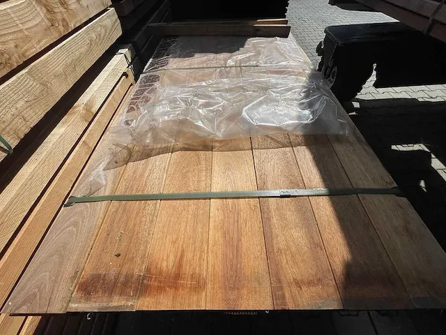 Basralocus hardhouten planken geschaafd 21x145mm, lengte 215cm (189x) - afbeelding 1 van  3