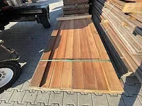 Basralocus hardhouten planken geschaafd 27x140mm, lengte 215cm (74x) - afbeelding 1 van  3