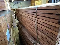 Basralocus hardhouten planken geschaafd 27x40mm, lengte 245cm (408x) - afbeelding 2 van  3