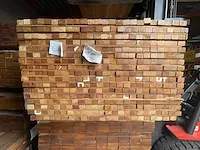 Basralocus hardhouten planken geschaafd 27x40mm, lengte 245cm (408x) - afbeelding 3 van  3