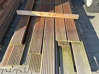 Basralocus hardhouten vlonderplanken 25x145mm, lengte 1/455cm 50/485cm 8/515cm 7/545cm (66x) - afbeelding 1 van  3