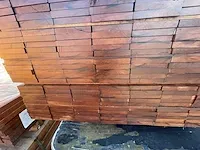Basralocus prime hardhouten planken geschaafd 21x140mm, lengte 215cm (135x) - afbeelding 3 van  3