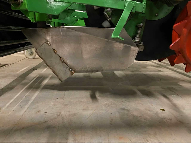 Basrijs 2-rijig plantmachine - afbeelding 4 van  13