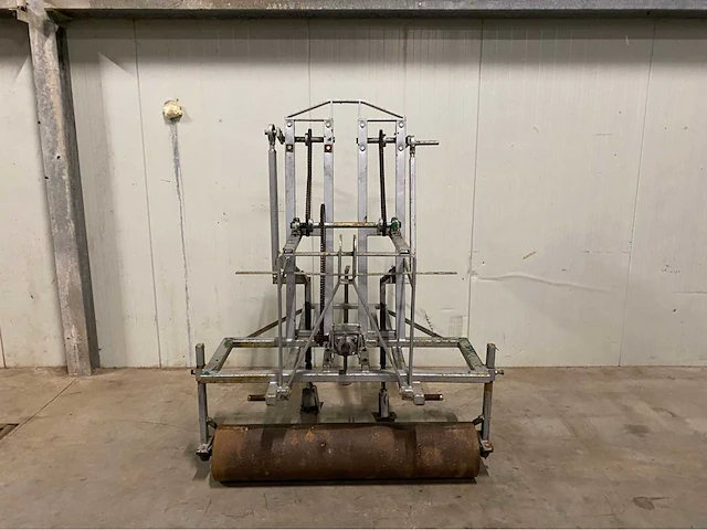 Basrijs ponsmachine - afbeelding 2 van  6