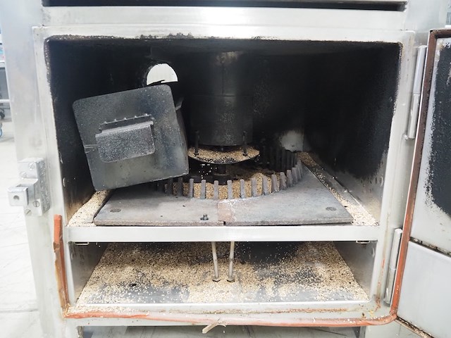 Bastra - afbeelding 6 van  10