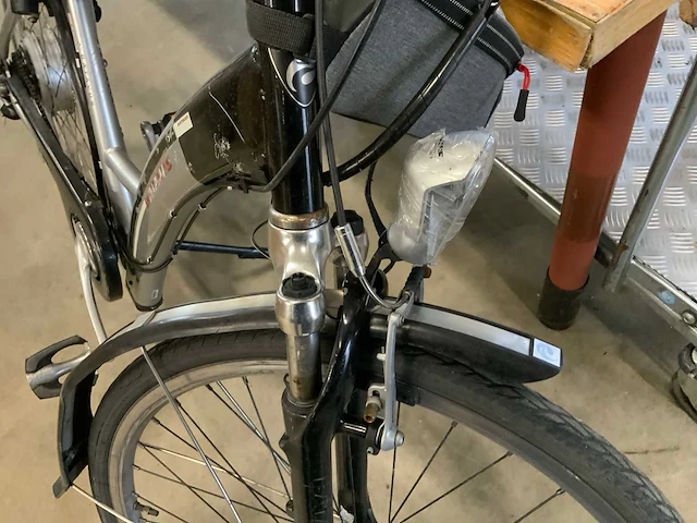 Batavis e-liner elektrische damesfiets - afbeelding 3 van  8