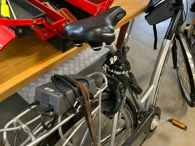 Batavis e-liner elektrische damesfiets - afbeelding 7 van  8