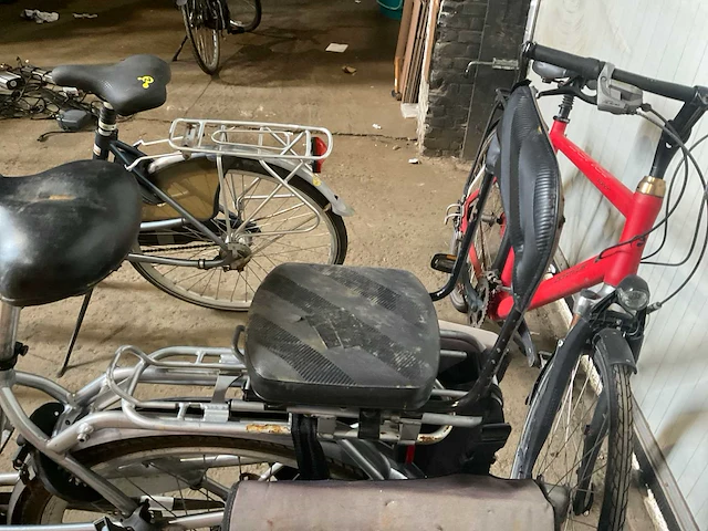 Batavus damesfiets (3x) - afbeelding 11 van  12