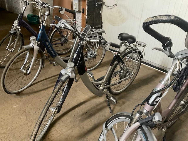 Batavus elektrische fiets (4x) - afbeelding 5 van  16