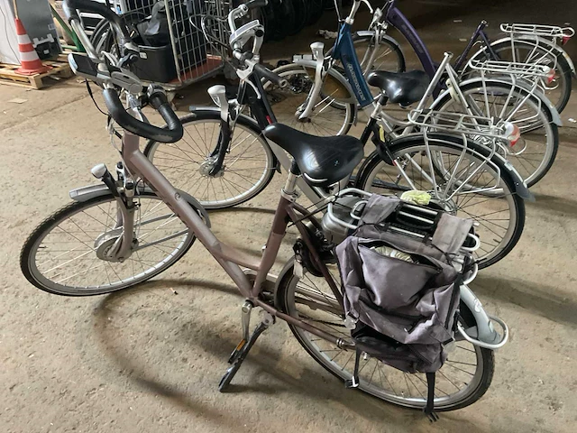 Batavus elektrische fiets (4x) - afbeelding 13 van  16