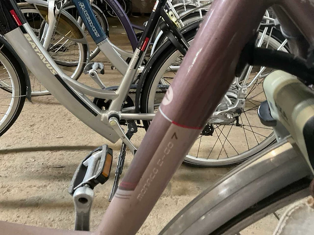 Batavus elektrische fiets (4x) - afbeelding 15 van  16