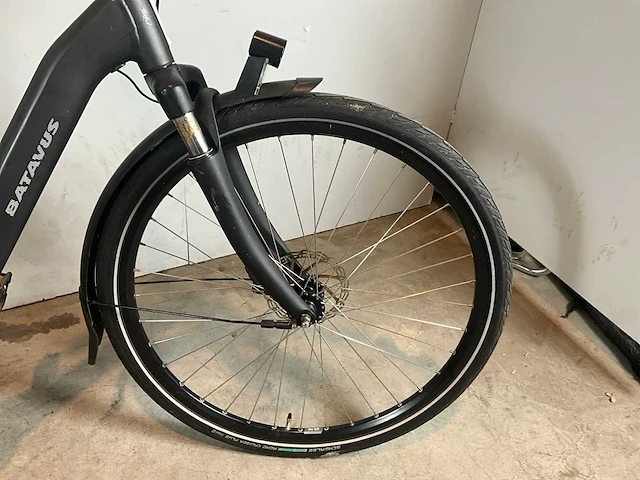 Batavus finez elektrische fiets - afbeelding 4 van  9