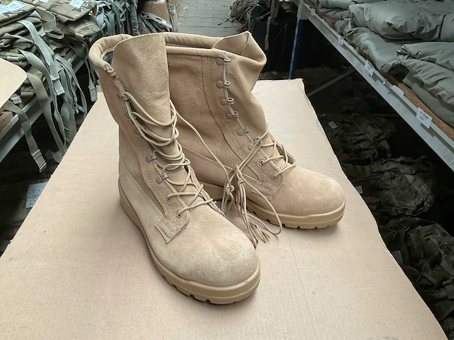 Bates boot - afbeelding 2 van  2