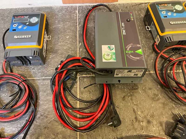 Batterij lader atib, 25v 50a, grijs - afbeelding 1 van  2