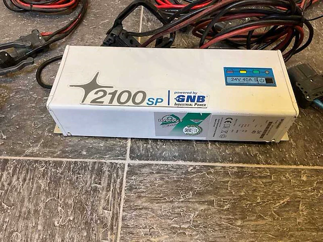 Batterij lader gnb, 24v 40a, wit, bouwjaar 2017 - afbeelding 2 van  2