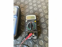 Batterij tester/multimeter - afbeelding 4 van  5