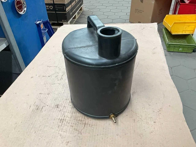 Battery service filler - afbeelding 2 van  2