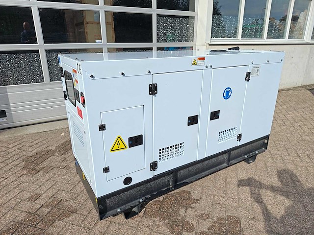 Bauer - 2025 - gfs-12kw - noodstroomaggregaat - afbeelding 1 van  18