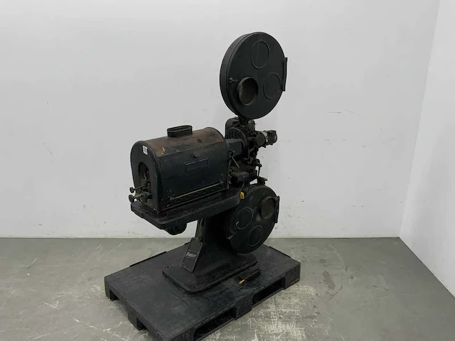 Bauer - decoratieve antieke bioscoop filmprojector - afbeelding 19 van  24