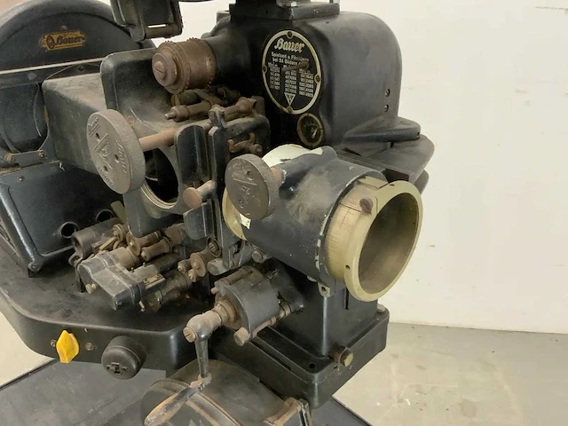Bauer - decoratieve antieke bioscoop filmprojector - afbeelding 3 van  24
