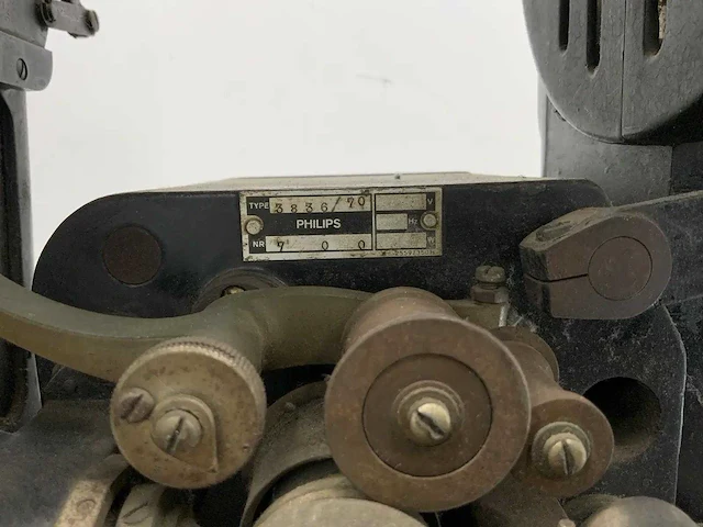 Bauer - decoratieve antieke bioscoop filmprojector - afbeelding 5 van  24