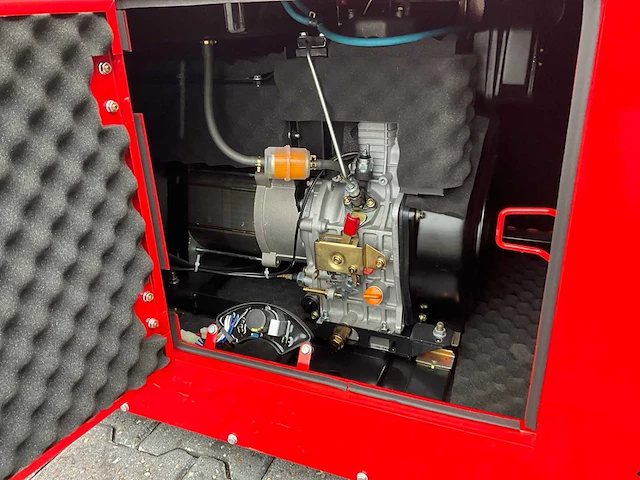 Bauer gfs-6 stroomgenerator 8kva - afbeelding 7 van  16