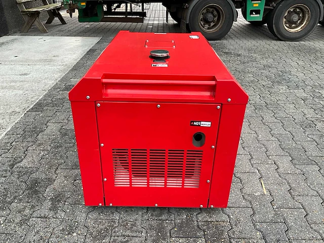 Bauer gfs-6 stroomgenerator 8kva - afbeelding 11 van  16