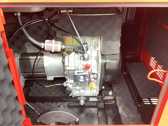 Bauer gfs-6 stroomgenerator / aggregaat diesel - afbeelding 13 van  14
