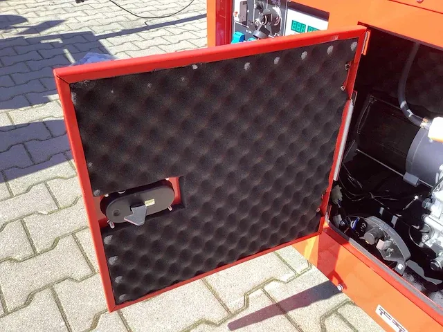 Bauer gfs-8 stroomgenerator / aggregaat diesel - afbeelding 16 van  16