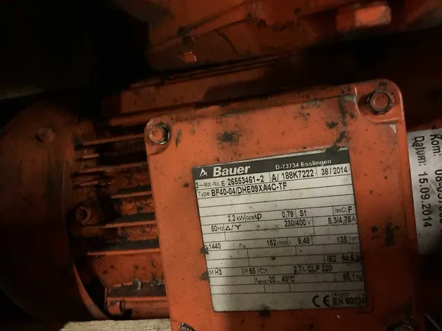 Bauer partij elektromotoren (ca 15x) - afbeelding 3 van  13