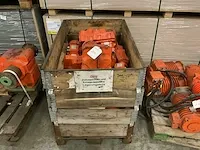 Bauer partij elektromotoren (ca 15x) - afbeelding 1 van  13