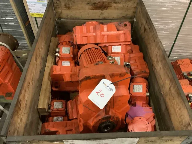 Bauer partij elektromotoren (ca 15x) - afbeelding 6 van  13