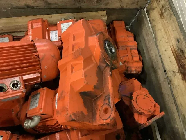 Bauer partij elektromotoren (ca 15x) - afbeelding 11 van  13