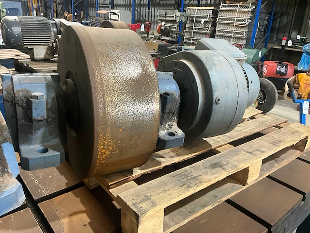 Bauer reductiemotor met wiel (4x) - afbeelding 2 van  6