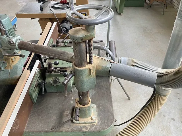 Bäuerle - sfm - houtfreesmachine met aanvoerapparaat - 1962 - afbeelding 5 van  10