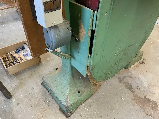 Bauersfeld wolf lintzaagmachine - afbeelding 8 van  8