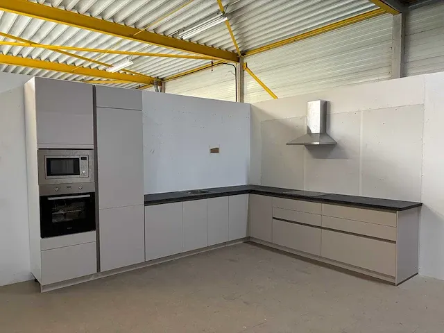 Bauformat - showroomkeuken - afbeelding 2 van  29