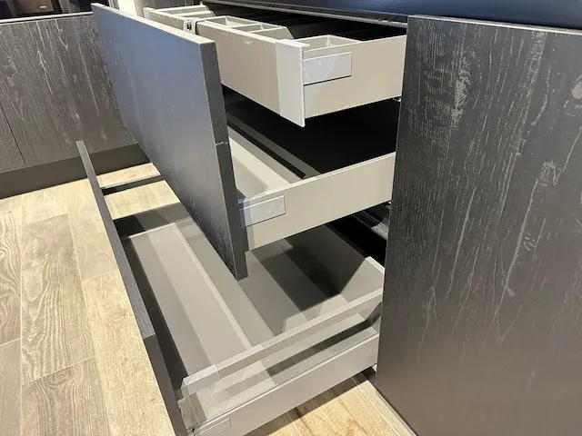 Bauformat - showroomkeuken - afbeelding 15 van  15