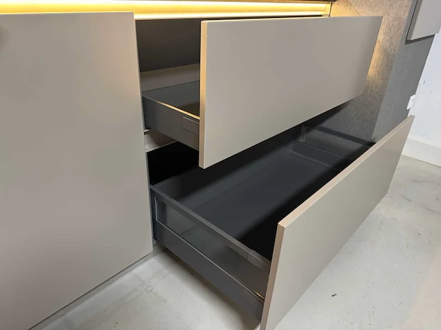 Bauformat - showroomkeuken - afbeelding 13 van  40