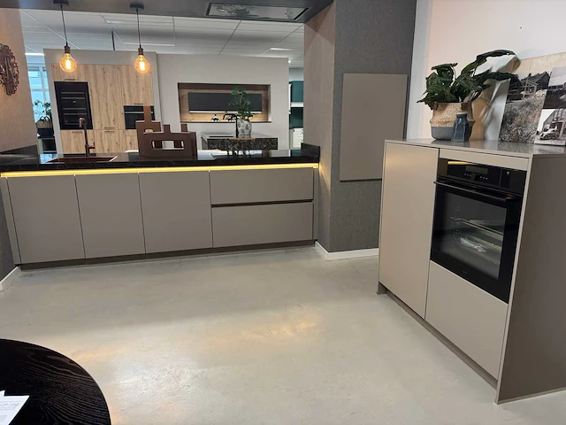 Bauformat - showroomkeuken - afbeelding 23 van  40