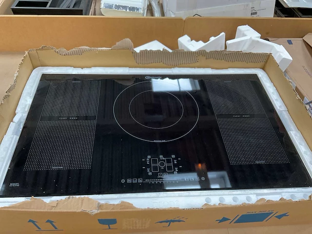 Bauknecht espif8950in inbouw 5-zone inductie kookplaat - afbeelding 1 van  5