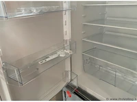 Bauknecht inbouw koelkast - model ksi10vs2 - afbeelding 2 van  3