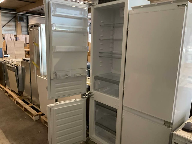 Bauknecht kgis 3194 a inbouw koelvriescombinatie - afbeelding 1 van  7